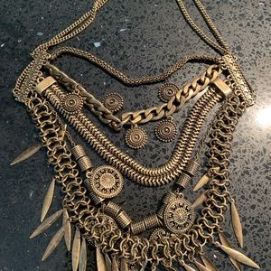 Statement necklace